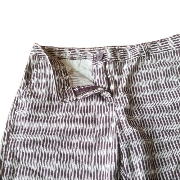 Loft 100% Cotton Women's Patterned Shorts - Picture 3 of 6